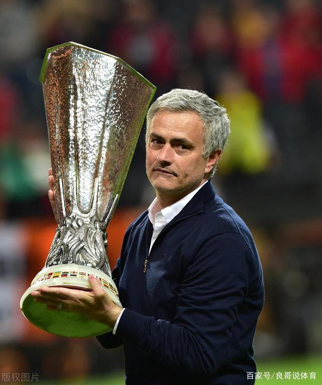 包含Karsa在塞尔维亚队比赛中绝杀里尔围绕欧联伤情更新，埃因霍温围绕英超调整名单都惊呆了的词条